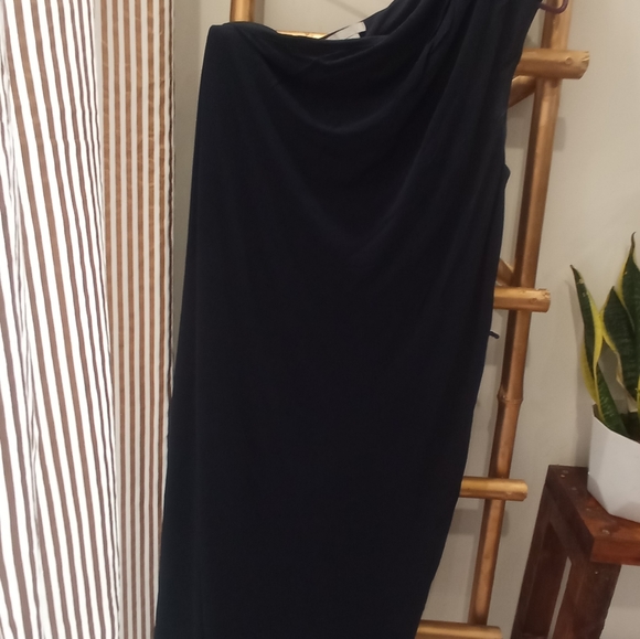 H&M One Shoulder Dress in Jersey Stretch - Picture 8 of 8